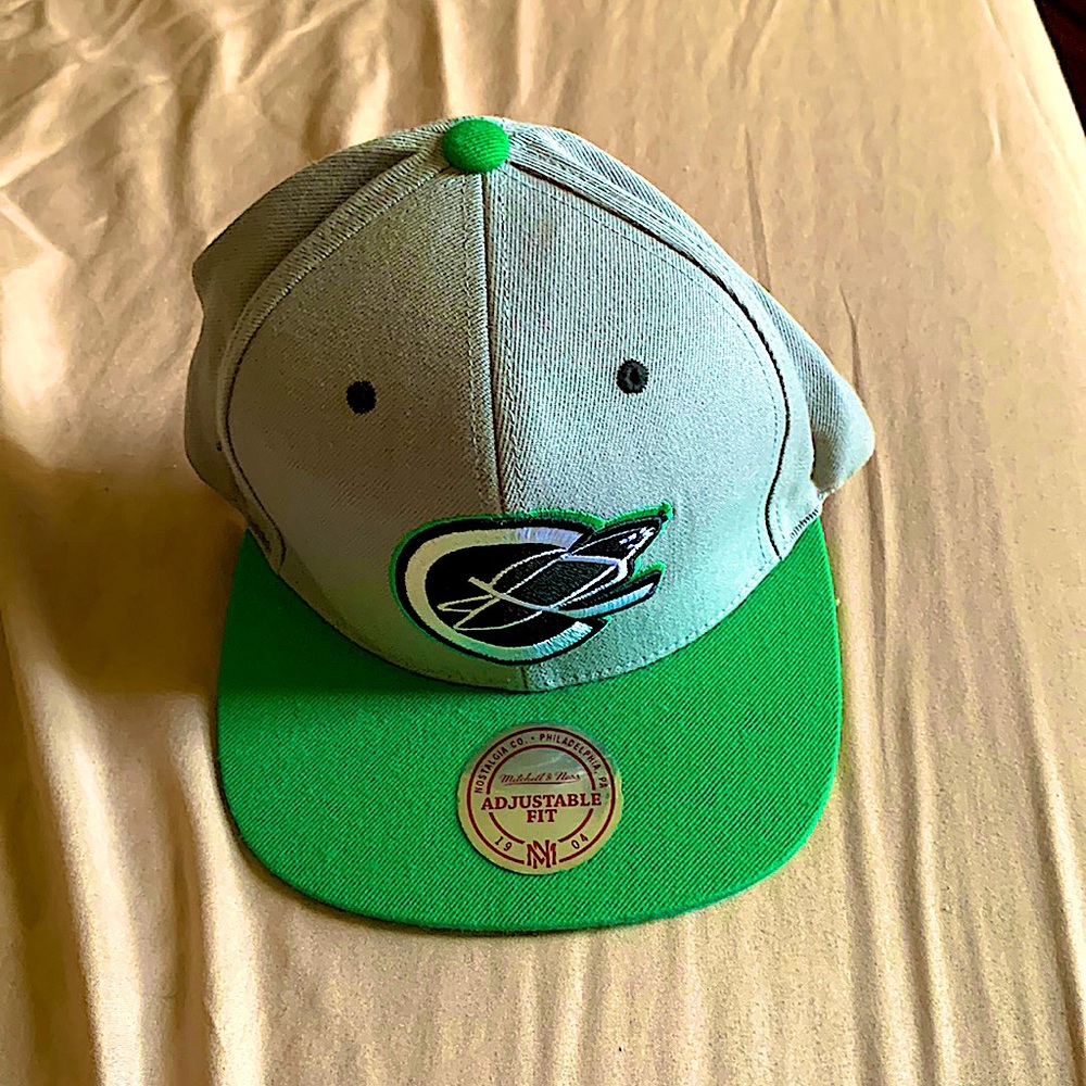 California golden seals hat